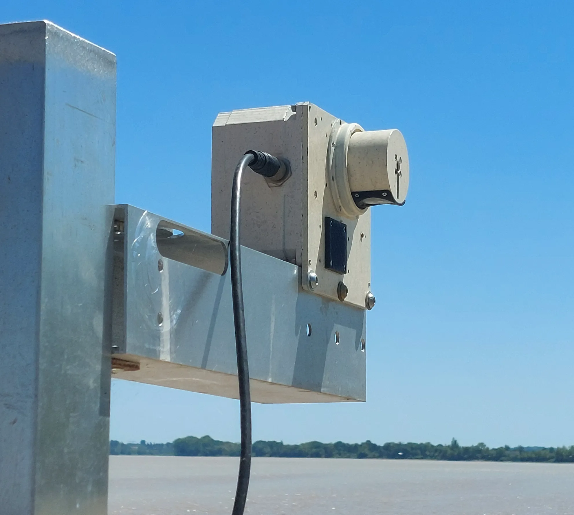 mHR.2 radiometer mounted on a metal support above the water